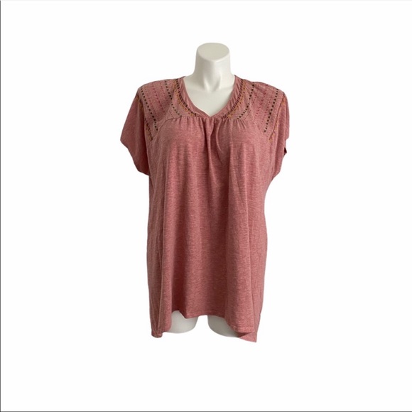 Lane Bryant Tops - Lane Bryant with embroidered yoke long sides